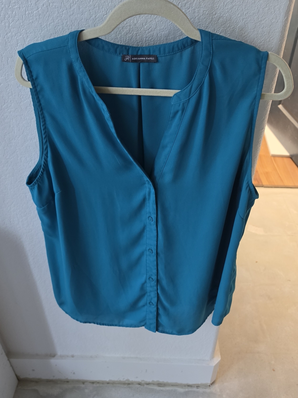 Adrianna Papell Teal Sleeveless Button-Front Blouse